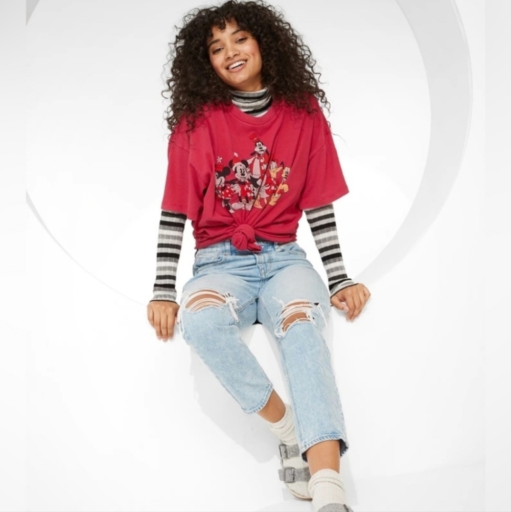 Disney x American Eagle Holiday Mickey Mouse and Friends Crewneck Tee NWT